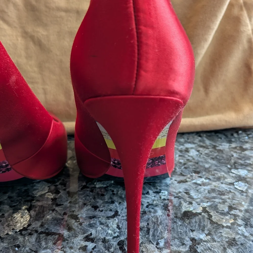 ALDO Women's Red Pumps - Picture 7 of 9